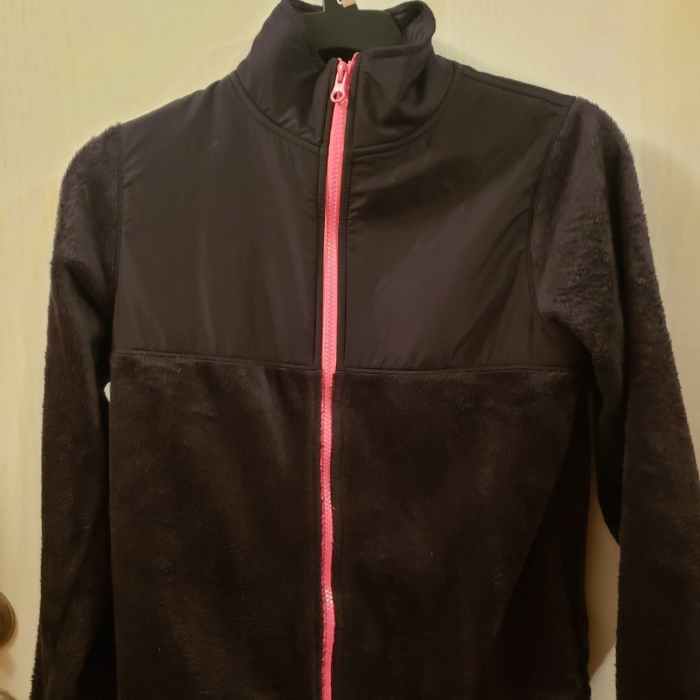 💚❤Old Navy fuzzy jacket inside and outside